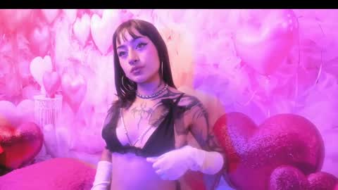 Snapshot of rominnakonde chatting on 02.25.25 Rominna online show from 02.25.25