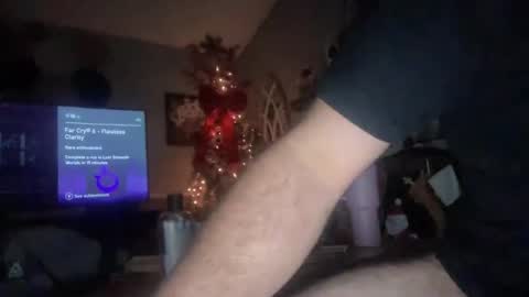 Snapshot of ronnyvzla2 chatting on 12.06.24 Ronny Smokey online show from 12.06.24