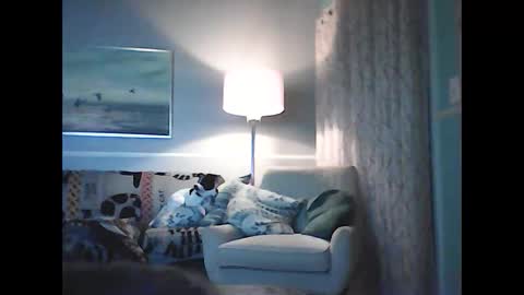 ronvlv online show from 10.04.25