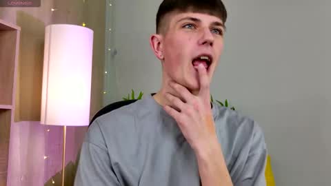 Snapshot of rony_winston chatting on 02.13.26 Rony online show from 02.13.26