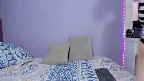 Twelve 3 Inst Twelve 312002 Twitter Room312 2002 online show from 06.20.26