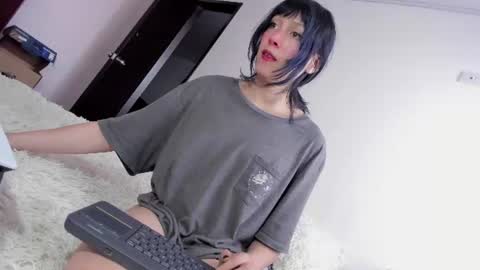 Twelve 3 Inst Twelve 312002 Twitter Room312 2002 online show from 07.15.26