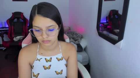  MIA AND PAUL online show from 01.09.26