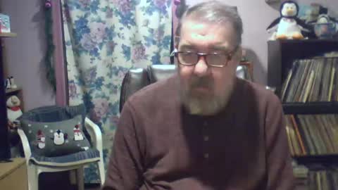 Snapshot of ropeandmore2 chatting on 12.10.24 Rope online show from 12.10.24