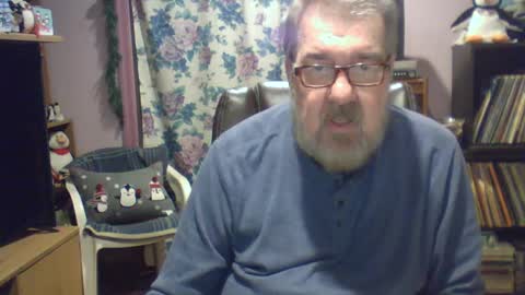 Snapshot of ropeandmore2 chatting on 12.11.24 Rope online show from 12.11.24
