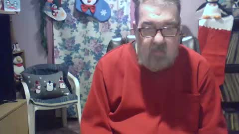Snapshot of ropeandmore2 chatting on 12.17.24 Rope online show from 12.17.24
