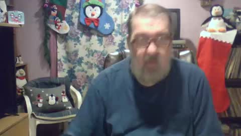 Snapshot of ropeandmore2 chatting on 12.24.24 Rope online show from 12.24.24