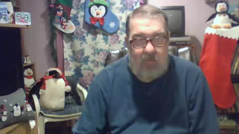 Snapshot of ropeandmore2 chatting on 12.25.24 Rope online show from 12.25.24