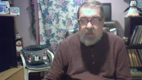 Snapshot of ropeandmore2 chatting on 01.04.25 Rope online show from 01.04.25