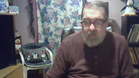 Snapshot of ropeandmore2 chatting on 01.06.25 Rope online show from 01.06.25