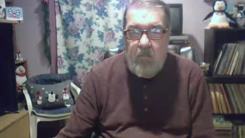 Snapshot of ropeandmore2 chatting on 01.06.25 Rope online show from 01.06.25