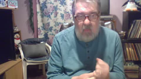 Snapshot of ropeandmore2 chatting on 01.15.25 Rope online show from 01.15.25