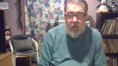 Snapshot of ropeandmore2 chatting on 01.20.25 Rope online show from 01.20.25