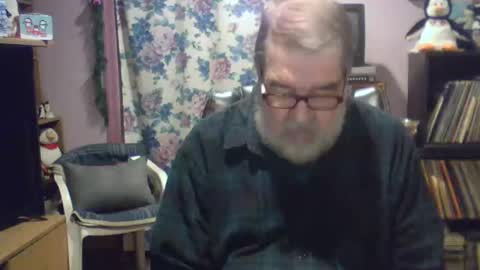 Snapshot of ropeandmore2 chatting on 01.25.25 Rope online show from 01.25.25