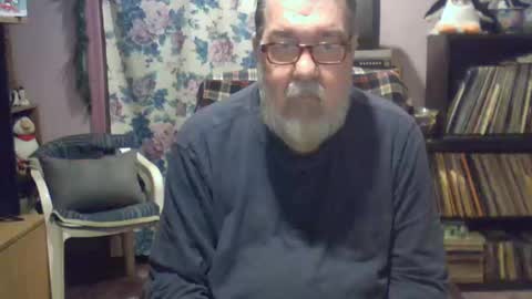 Snapshot of ropeandmore2 chatting on 02.11.25 Rope online show from 02.11.25