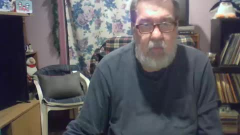 Snapshot of ropeandmore2 chatting on 02.15.25 Rope online show from 02.15.25