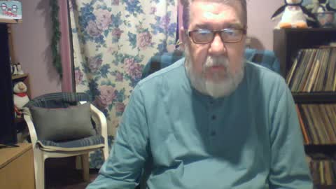 Snapshot of ropeandmore2 chatting on 02.20.25 Rope online show from 02.20.25