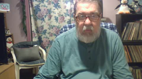 Snapshot of ropeandmore2 chatting on 02.20.25 Rope online show from 02.20.25