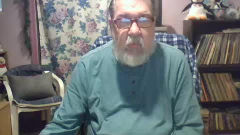 Snapshot of ropeandmore2 chatting on 02.21.25 Rope online show from 02.21.25