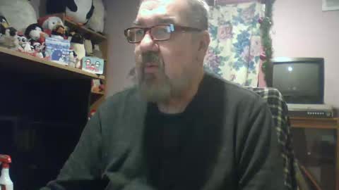 Snapshot of ropeandmore2 chatting on 03.05.25 Rope online show from 03.05.25