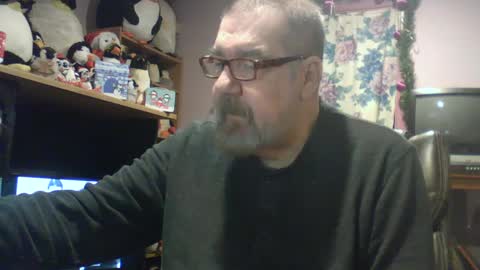 Snapshot of ropeandmore2 chatting on 03.06.25 Rope online show from 03.06.25