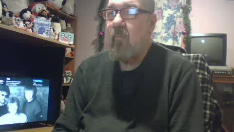 Snapshot of ropeandmore2 chatting on 03.07.25 Rope online show from 03.07.25