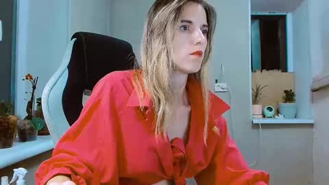 Snapshot of rosa843850 chatting on 09.13.25 rosa843850 online show from 09.13.25