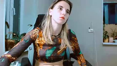 Snapshot of rosa843850 chatting on 10.29.25 rosa843850 online show from 10.29.25