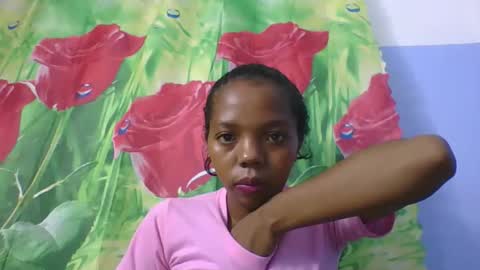 Snapshot of rosah225127 chatting on 04.10.26 rosah225127 online show from 04.10.26