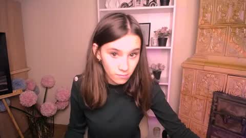Snapshot of rosalais_ chatting on 07.11.26 Rose online show from 07.11.26