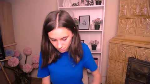 Snapshot of rosalais_ chatting on 07.18.26 Rose online show from 07.18.26