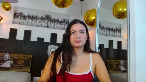 Snapshot of rosaliea chatting on 06.24.26 R O S A L I A online show from 06.24.26