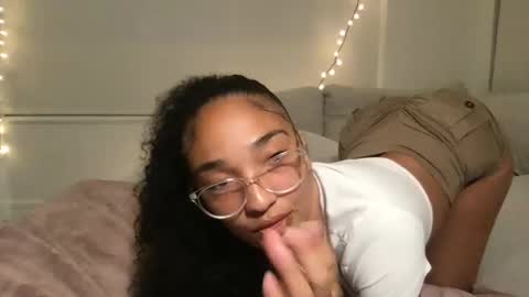 Rosalina online show from 09.11.25