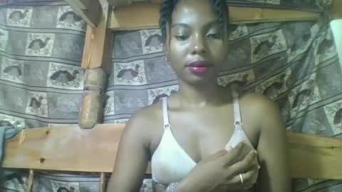 Snapshot of rosalinda933 chatting on 03.23.26 Rosalinda online show from 03.23.26
