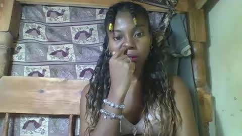 Snapshot of rosalinda933 chatting on 03.29.26 Rosalinda online show from 03.29.26