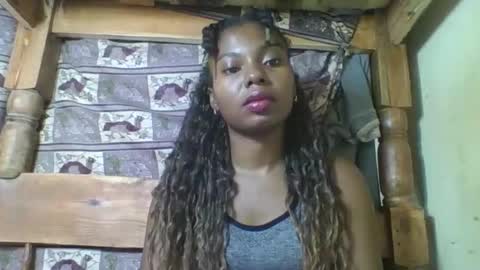 Snapshot of rosalinda933 chatting on 04.03.26 Rosalinda online show from 04.03.26