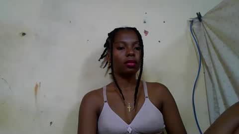 Snapshot of rosalinda933 chatting on 05.09.26 Rosalinda online show from 05.09.26