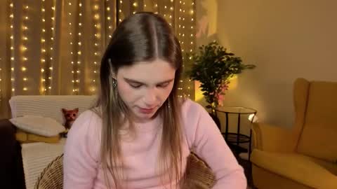 Snapshot of rosalvaulman chatting on 01.08.26 Kylie online show from 01.08.26