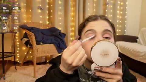 Snapshot of rosalvaulman chatting on 02.19.26 Kylie online show from 02.19.26