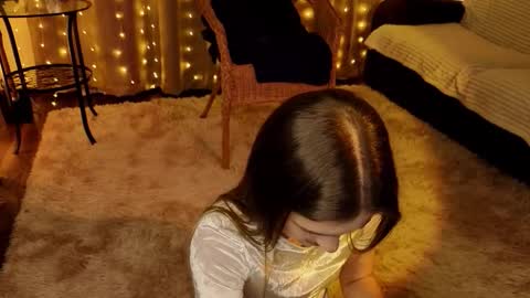 Snapshot of rosalvaulman chatting on 02.21.26 Kylie online show from 02.21.26