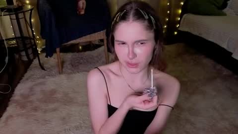 Snapshot of rosalvaulman chatting on 04.13.26 Kylie online show from 04.13.26