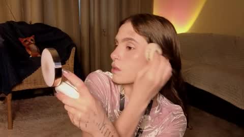 Snapshot of rosalvaulman chatting on 04.17.26 Kylie online show from 04.17.26