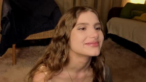 Snapshot of rosalvaulman chatting on 05.02.26 Kylie online show from 05.02.26