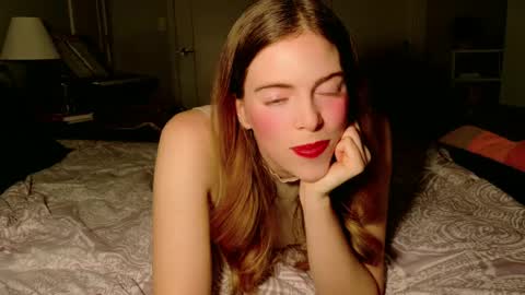 Snapshot of rose77782 chatting on 12.19.24 rose77782 online show from 12.19.24