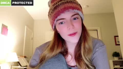 Snapshot of rose77782 chatting on 12.21.24 rose77782 online show from 12.21.24