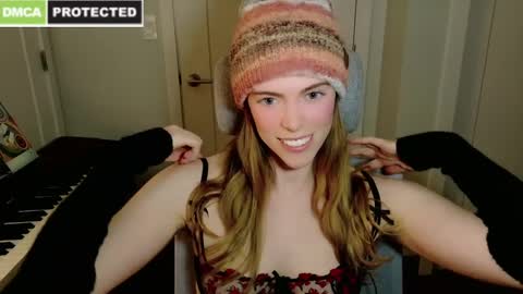 Snapshot of rose77782 chatting on 01.04.25 rose77782 online show from 01.04.25