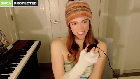 Snapshot of rose77782 chatting on 01.08.25 rose77782 online show from 01.08.25