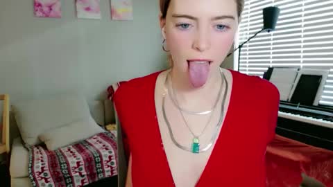 Snapshot of rose77782 chatting on 01.10.26 rose77782 online show from 01.10.26