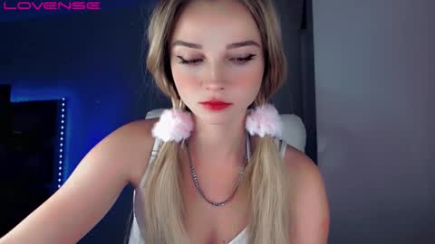rose__luck online show from 10.01.25