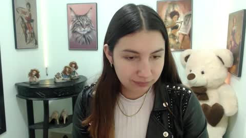 Rose online show from 12.21.24